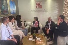 La ministre française de la Culture visite le pavillon marocain au Festival de Cannes