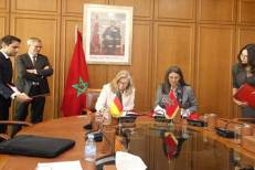 Noor Midelt I et II : Nadia Fettah signe les contrats de garantie de financements