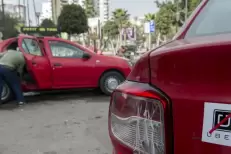 Taxis Vs. VTC : Laftit tranche et recadre
