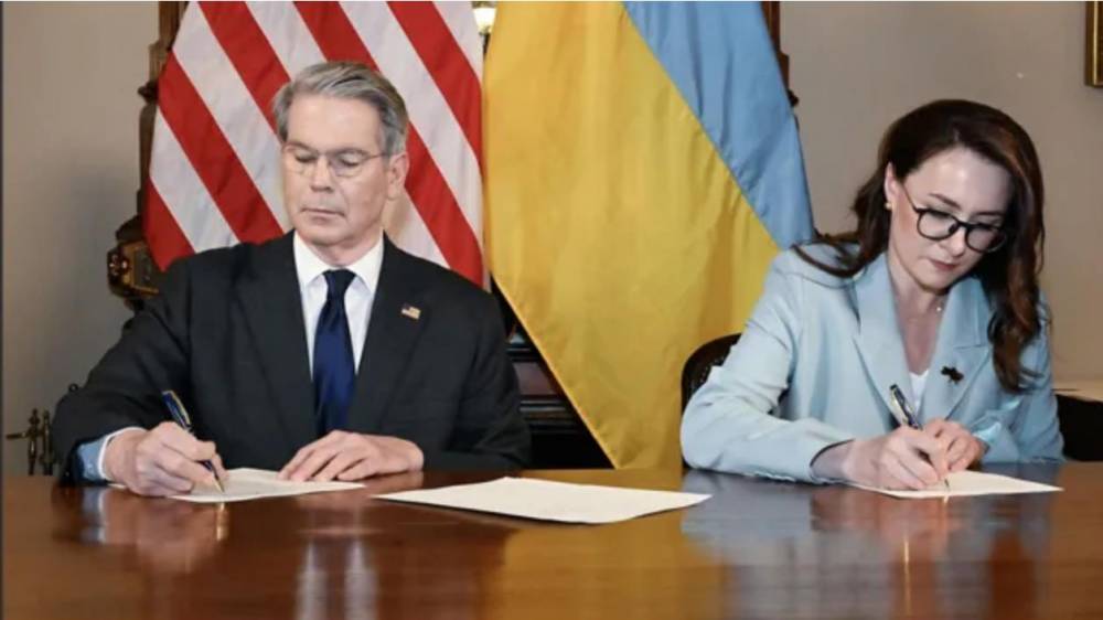 L'Ukraine et les États-Unis signent un accord sur les minéraux