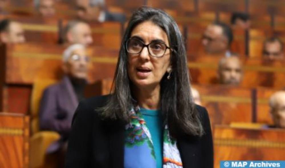 Chambre des représentants : Mme Fettah présente en commission le projet de loi relatif aux OPCVM