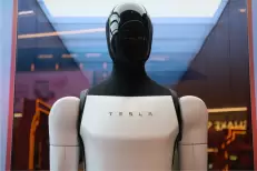Optimus, l'humanoïde de Tesla, est maintenant capable de s'adonner à quelques pas de danse