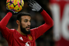 Manchester United: Noussair Mazraoui de retour à l’entraînement, juste à temps pour la C3