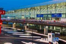 Orly : le trafic reprend mardi après deux jours de galère