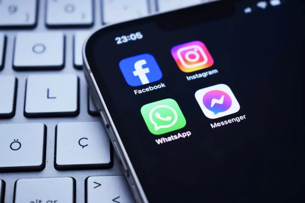 WhatsApp : vous pouvez refuser que vos photos, vidéos et commentaires alimentent l’IA de Meta avec ce formulaire