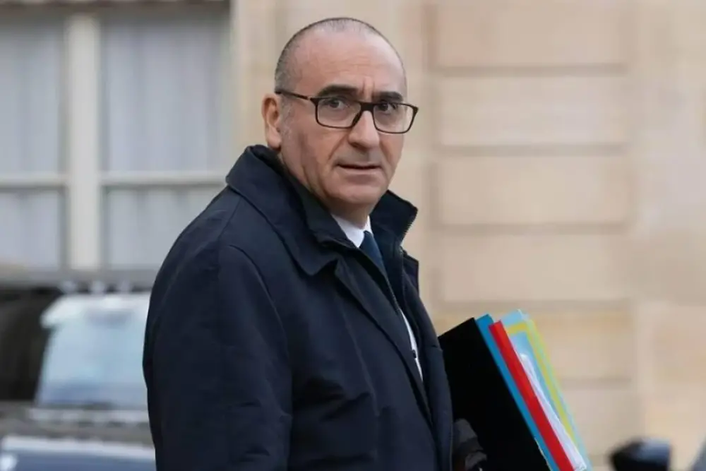 La France confirme la reprise des expulsions d'Algériens sous OQTF