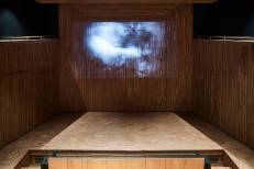Mai 2026 à l’auditorium pierre bergé : la scène et le spectacle en dialogue avec l’univers d’yves saint laurent