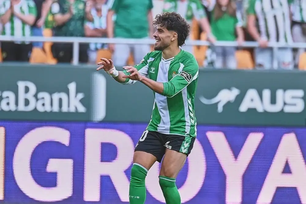 Pellegrini loue l’efficacité d’Ezzalzouli et son rôle clé au Betis