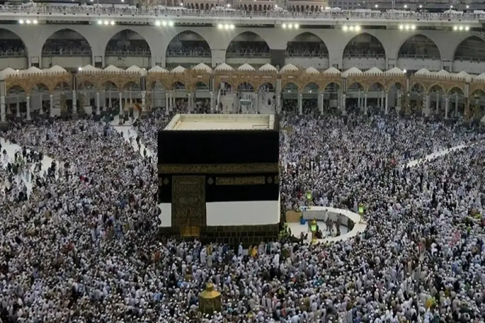 Hajj 2026 : près de deux millions de fidèles convergent vers La Mecque, les pèlerins marocains en route