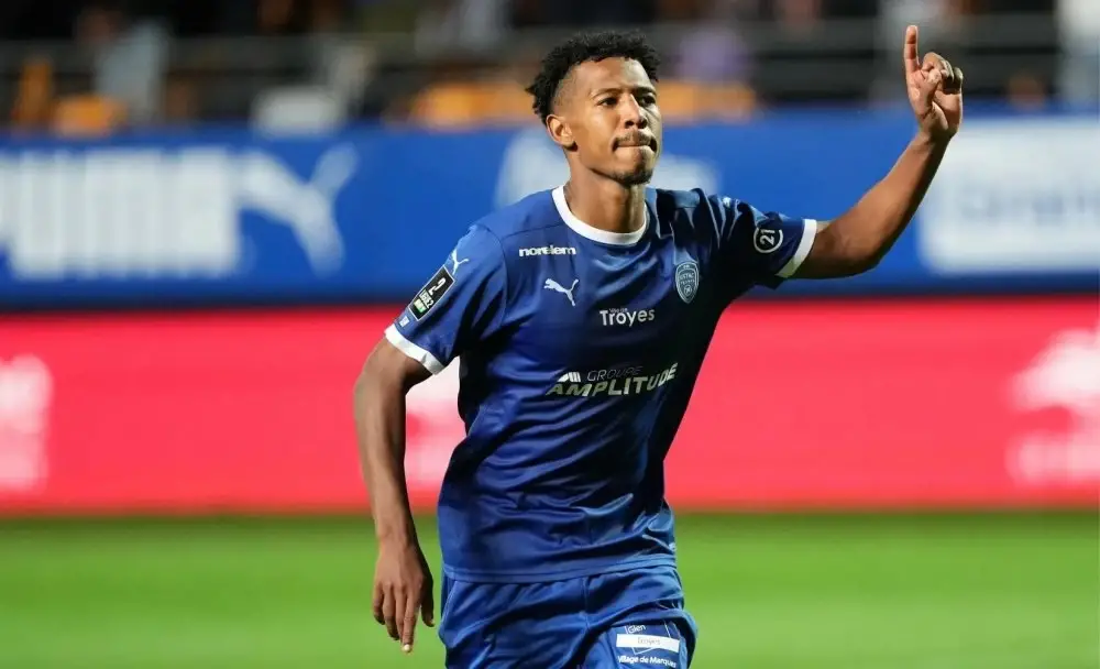 Meilleur buteur, le Marocain Tawfik Bentayeb dans l'équipe type de Ligue 2 en France