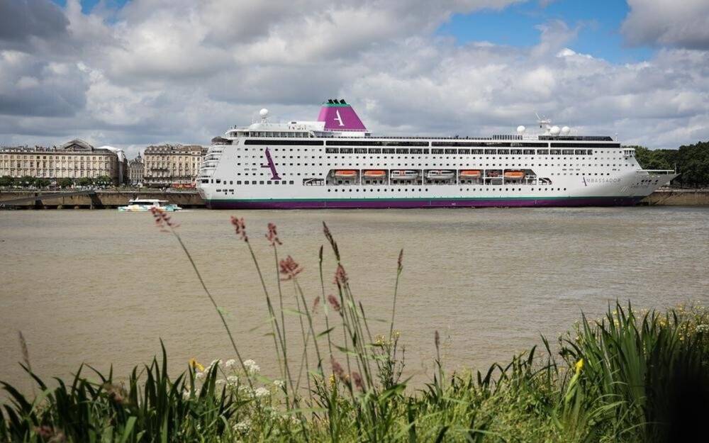 France : confinement des passagers d'un paquebot à Bordeaux après une mort suspecte