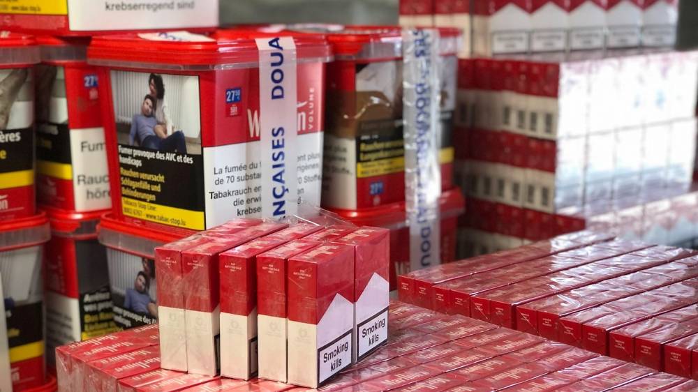 Contrebande : les saisies de cigarettes bondissent de 231% en 2025