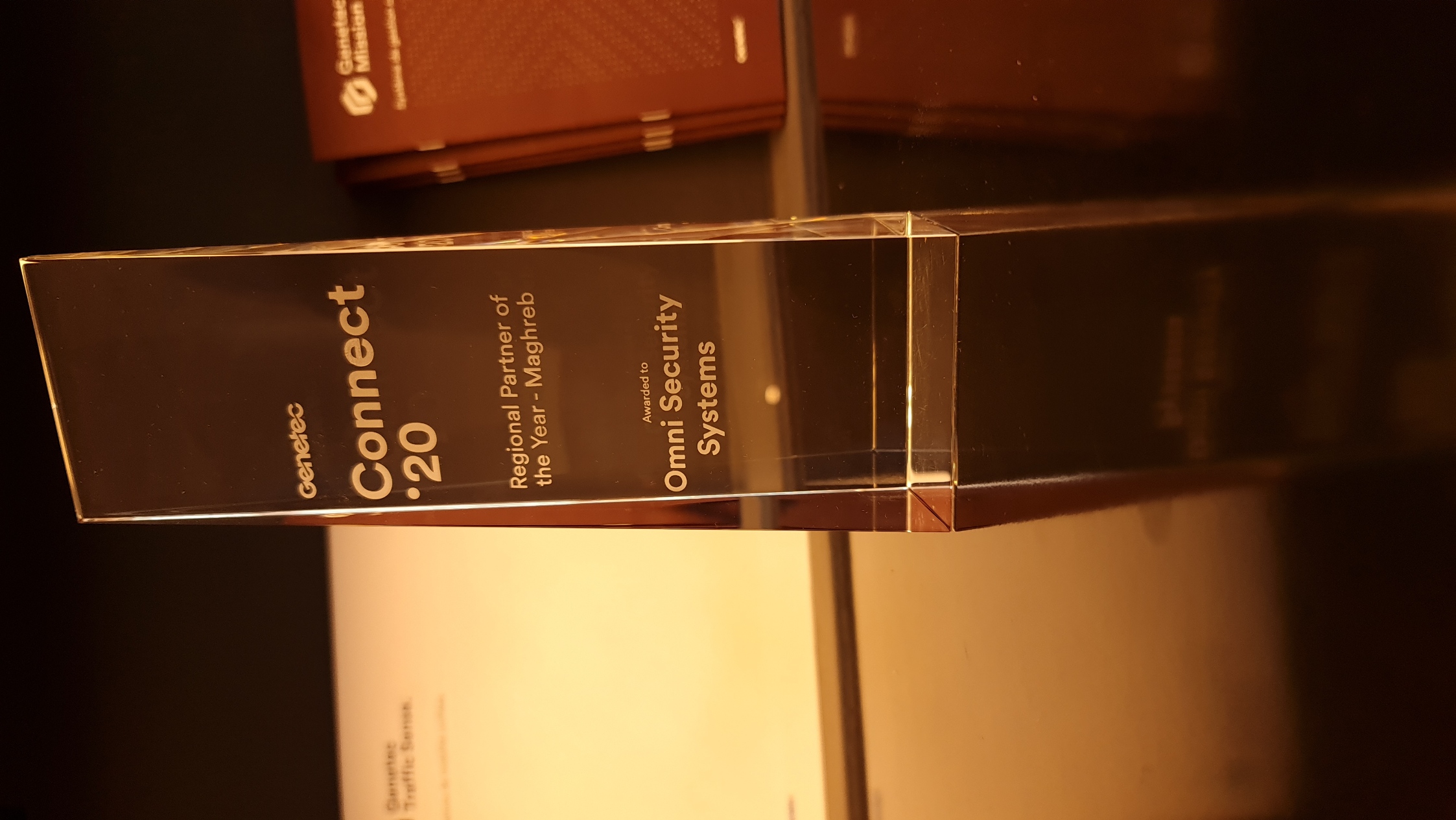 Omni Security System reçoit le trophée “Added Value Distributor” du constructeur canadien Genetec