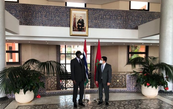 M. Nasser Bourita, a reçu aujourd’hui, à Rabat son homologue gambien