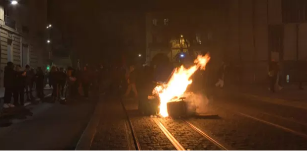 A Bordeaux, des incidents en marge de la manifestation contre la loi « sécurité globale » et les violences policières