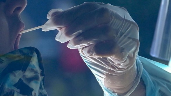 France: un test PCR de moins de 72 heures désormais obligatoire pour les voyageurs en provenance du Maroc