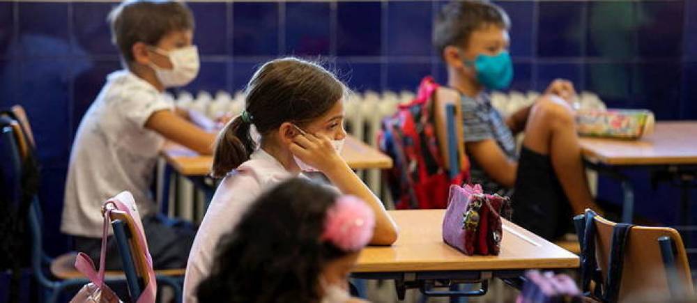 Covid-19 en France : le masque fera son retour lundi à l’école primaire