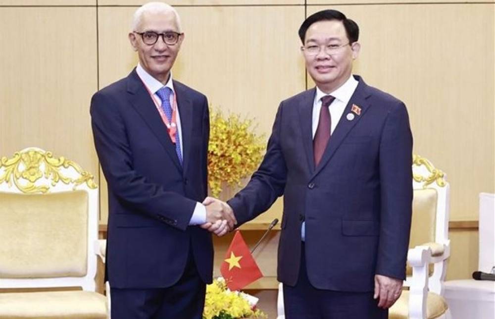 Rachid Talbi Alami rencontre le président de l’Assemblée Nationale vietnamienne à Phnom Penh