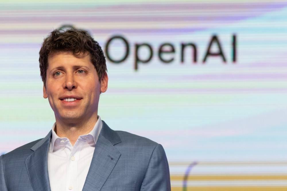 OpenAI annonce le retour de Sam Altman