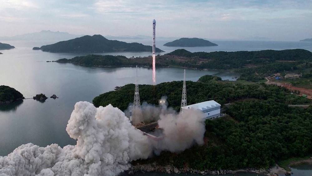 Corée du Nord: Pyongyang prévient Tokyo du lancement imminent d’un satellite espion