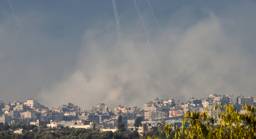 Gaza: télécommunications coupées, pendant que les opérations israéliennes se poursuivent dans l’hôpital Al-Chifa