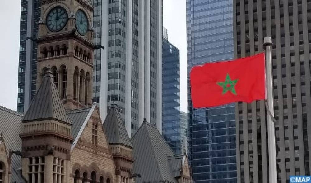 Anniversaires de la Marche Verte et de l’Indépendance: Le drapeau marocain hissé sur l’esplanade du parlement de l’Ontario