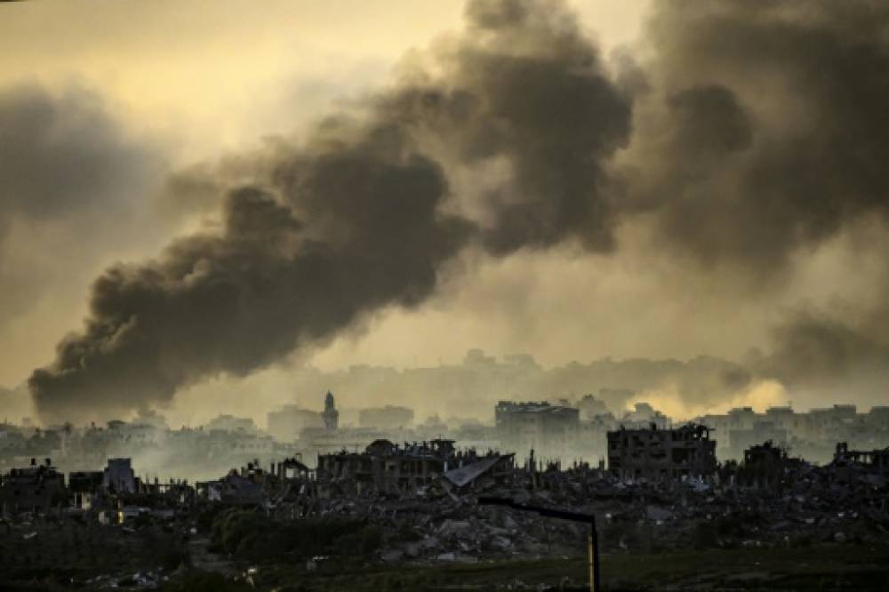 Gaza: La trêve et la libération des otages repoussées, poursuite des bombardements