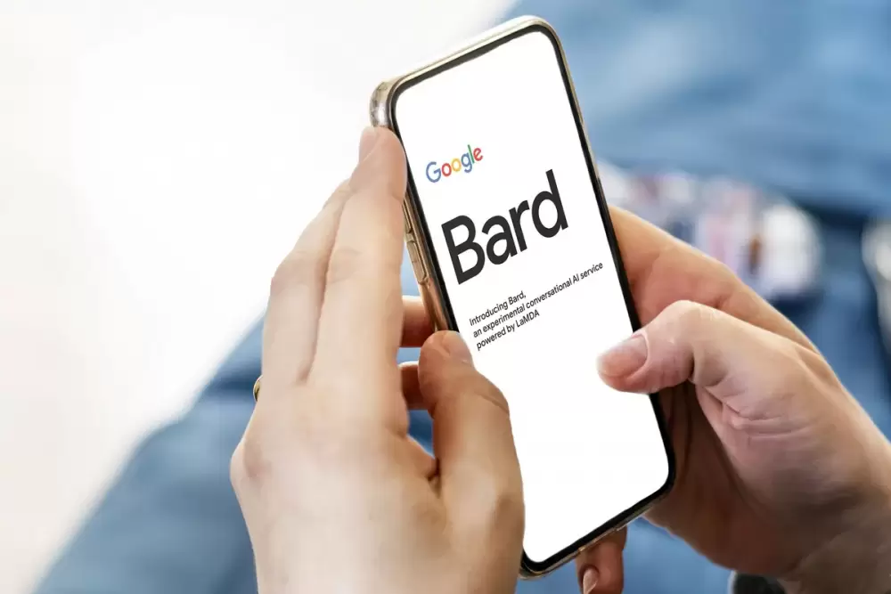 Intelligence artificielle : Google a formé Bard pour regarder des vidéos YouTube à votre place