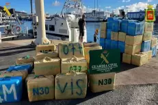 Canaries : plus de 4,7 tonnes de haschich saisies grâce à la coopération de la DGST