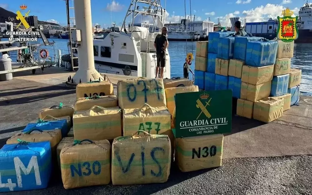 Canaries : plus de 4,7 tonnes de haschich saisies grâce à la coopération de la DGST