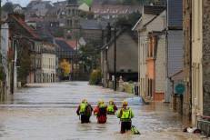 Espagne: Les inondations pourraient réduire de 0,2 point la croissance du PIB