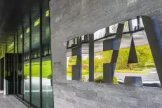 La FIFA alloue 50 millions de dollars à l'OMS, l'OMC et le HCR