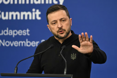 Ukraine: Volodymyr Zelensky rejette l’idée d’un cessez-le-feu ou de «concessions» à la Russie