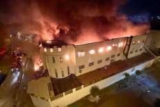 Un violent incendie ravage une usine de prêt-à-porter à Tanger