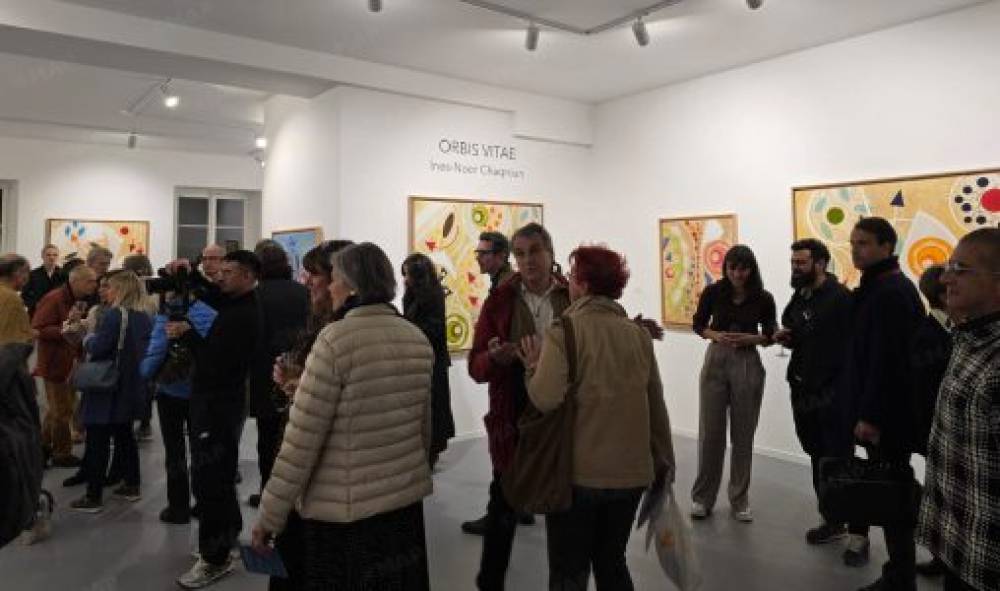 Exposition à Genève: l’artiste marocaine Ines-Noor Chaqroun explore le cycle de la vie dans “Orbis Vitae”