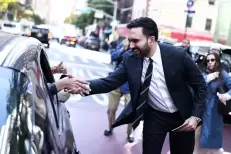 New York : Zohran Mamdani, l'outsider socialiste, prend les rênes de la plus grande métropole américaine