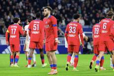 PSG : Kvaratskhelia rend un vibrant hommage à Achraf Hakimi après son but face à Lyon