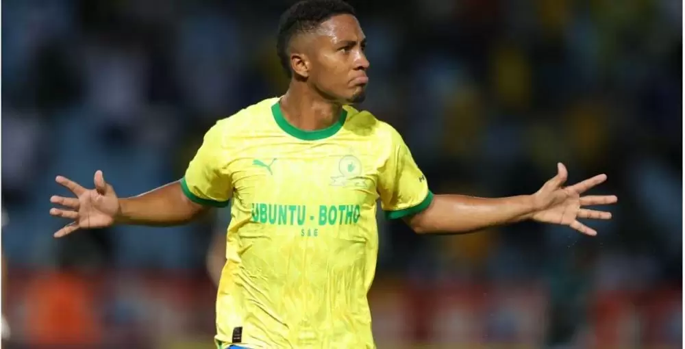 Raja de Casablanca : un ailier sud-africain et un milieu brésilien dans le viseur