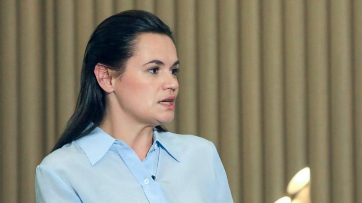 Bélarus: L’opposante Svetlana Tikhanovskaïa veut renforcer la pression sur Loukachenko