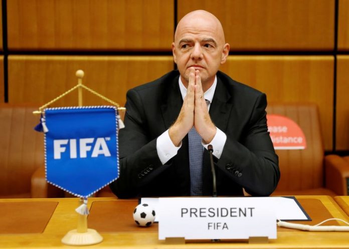 Le président de la Fifa Gianni Infantino positif au Covid-19