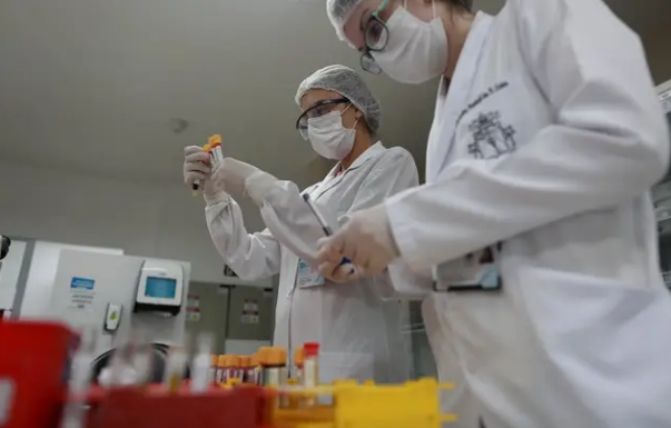 Coronavirus : L’essai du vaccin de Johnson & Johnson suspendu en raison d’un participant malade