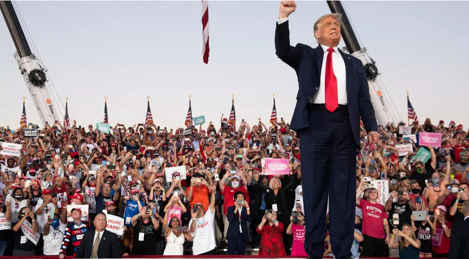 En Floride, Trump retrouve les estrades de campagne "en pleine forme"