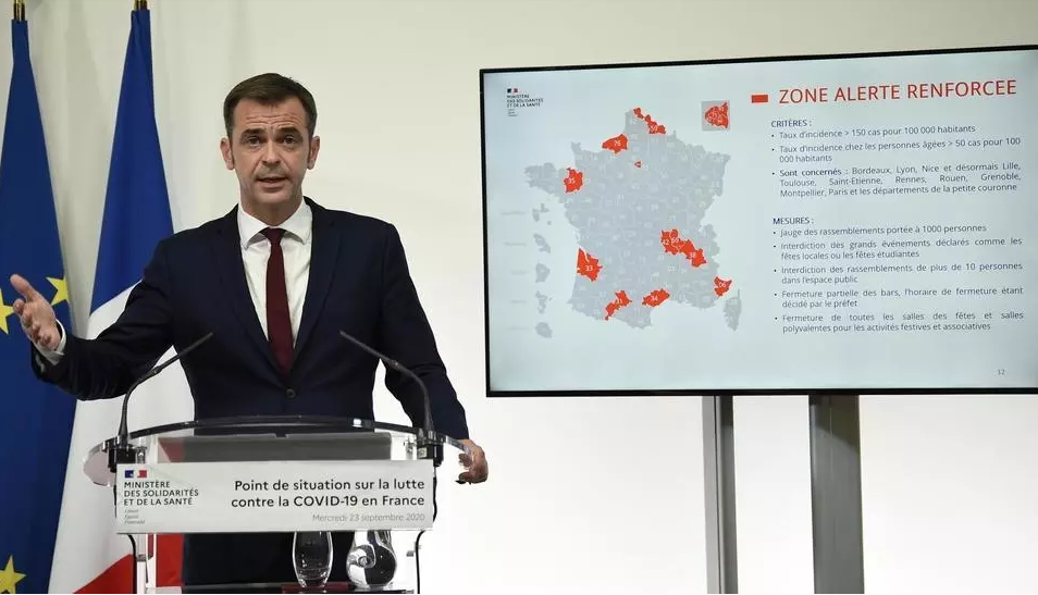 Covid-19: perquisitions chez Olivier Véran et plusieurs ex-ministres