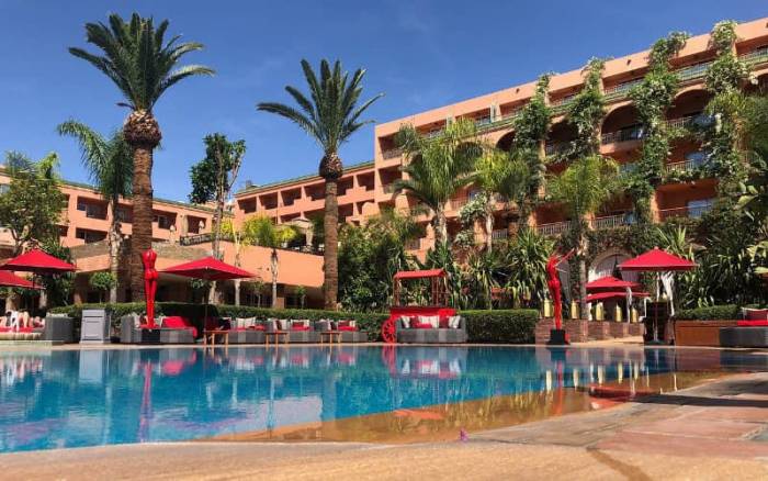 Maroc : les autorités font une fleur aux professionnels du tourisme
