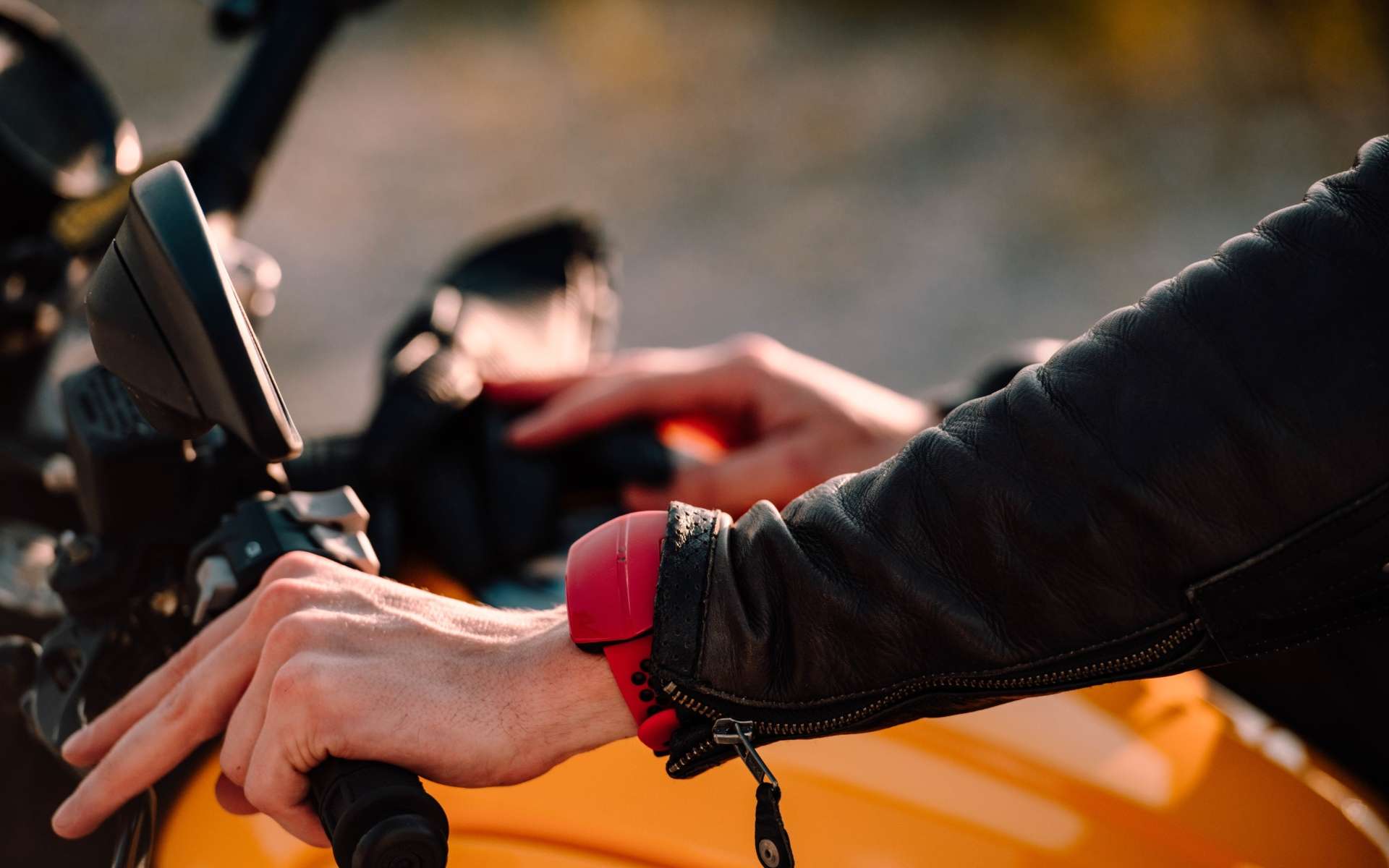 L’effet haptique à moto pour rendre la conduite plus sûre