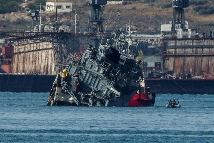 Grèce : collision entre un navire de guerre et un cargo, deux blessés