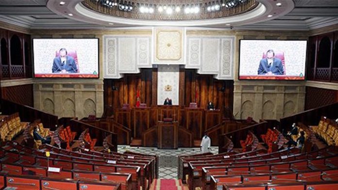 Avec 210 propositions de loi, le Parlement se voit très prolifique