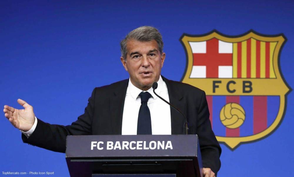 Mercato Barça : Laporta sort du silence sur Koeman et Xavi