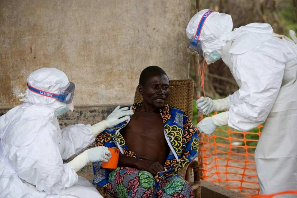 Ebola en Ouganda: l'OMS "redoute une propagation dans les pays voisins"