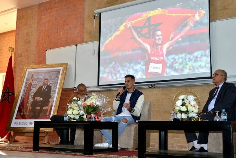 Hommage appuyé à Fès au champion du monde et olympique Soufiane El Bakkali